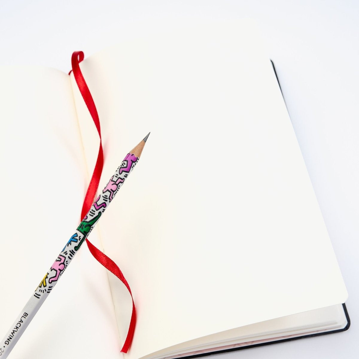 Blackwing Volume 292 - Keith Haring "Smiling Heart" Notebook